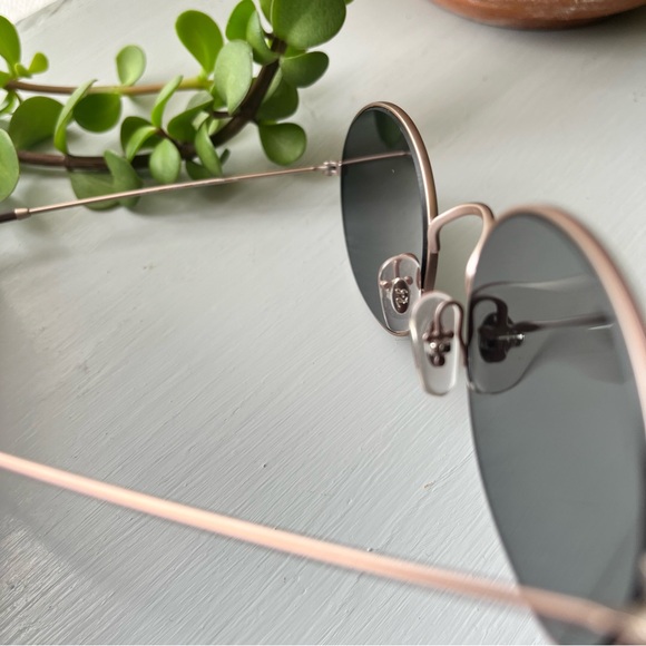 Ray-Ban Oval Polished Rose Gold Metal, Gray Lenses RB3594; brand new out of box - Picture 4 of 8